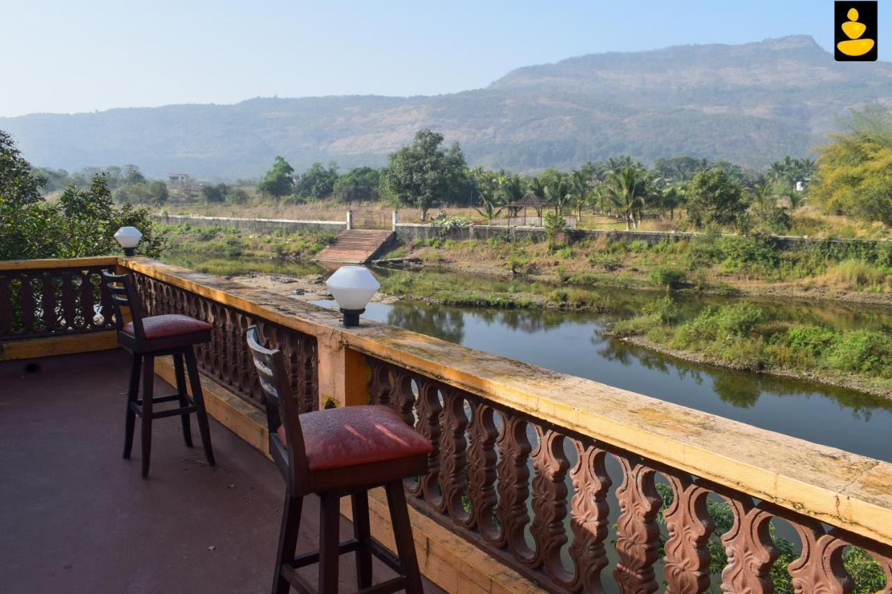 3Bhk Riverside Stay Reflektions By Livingstone Карджат Екстериор снимка