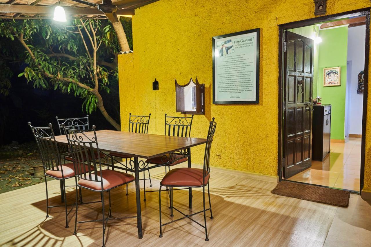 3Bhk Riverside Stay Reflektions By Livingstone Карджат Екстериор снимка